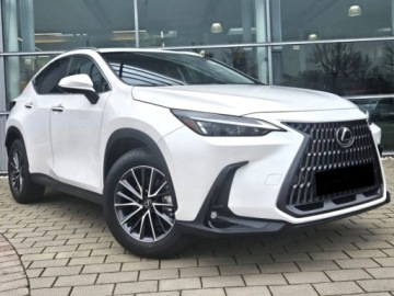 Lexus NX II SUV Facelifting 2.5 350h 200KM 2026 LEXUS NX 350h Prestige 2.5 Hybrid AWD Suv 200KM 2026, zdjęcie 2