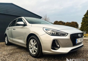 Hyundai i30 III Hatchback 1.0 T-GDI 120KM 2017 Hyundai i30 Bezwypadkowy, FV23, KredytowanieLeasing, gwarancja12m gethelp, zdjęcie 2