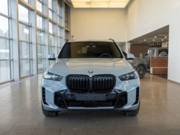 BMW X5 G05 SUV Facelifting 3.0 30d 298KM 2025 BMW X5 xDrive30d Sport Suv 3.0 (298KM) 2025, zdjęcie 3