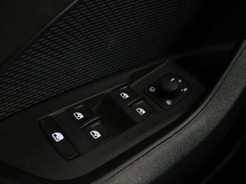 Skoda Octavia IV RS Liftback 2.0 TDI SCR 200KM 2022 Škoda Octavia Skoda Octavia RS 200KM Virtual Navi, zdjęcie 35