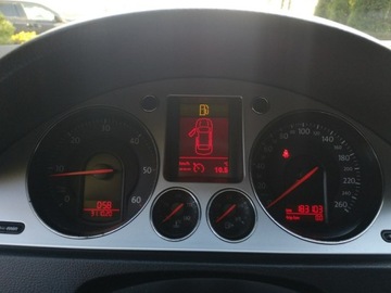 Volkswagen Passat B6 Variant 2.0 TDI PD-DPF 140KM 2007 Volkswagen Passat 2.0 TDI 8V 140KM Klimatronic, zdjęcie 12