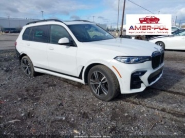 BMW X7 2022 BMW X7 m50i, 2022r., 4x4, 4.4L 4.4 Benzyna 523KM