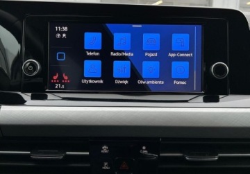 Volkswagen Golf VII Hatchback 5d Facelifting 1.5 TSI BMT 130KM 2020 Volkswagen Golf Life Pakiety, ACC, ergoActive z masazem, Kamera, Indukcja, zdjęcie 25