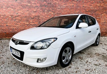 Hyundai i30 I Hatchback 1.4 109KM 2009 Hyundai i30 Klima Isofix Elektryka Gwarancja w cenie Warszawa VRAD 1.4, zdjęcie 1