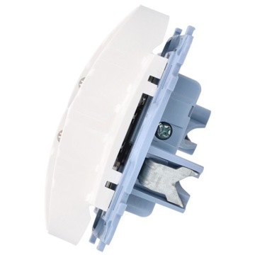 SIMON 10 ДВОЙНАЯ РОЗЕТКА С Z/U ШТЫРЬКОМ ДЛЯ РАМКИ