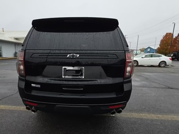 Chevrolet Suburban GMT900 2024 Chevrolet Suburban Z71 2Z7 2024 5.3l 5.3 Benzyna 420KM, zdjęcie 2