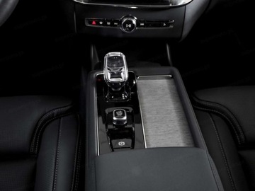 Volvo XC90 II 2025 VOLVO XC90 B5 AWD Ultra Dark 7os Suv 2.0(244KM) 2025, zdjęcie 15