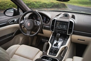 Porsche Cayenne II SUV 4.8 V8 420KM 2013 Porsche Cayenne GTS, Salon Polska, Serwis ASO, zdjęcie 2