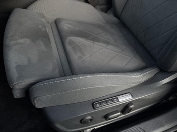 Volkswagen Golf VIII Hatchback 1.5 TSI EVO 150KM 2023 Volkswagen Golf 1.5TSI 150KM Style (Bezwypadkowa,, zdjęcie 16