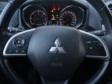 Mitsubishi ASX I SUV Facelifting 1.8 150KM 2015 Mitsubishi ASX 1.8 DI-D MIVEC, 4X4, Skóra, Navi, zdjęcie 11