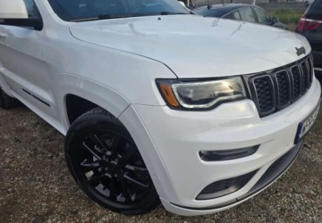 Jeep Grand Cherokee IV Terenowy Facelifting 2016 5.7 352KM 2019 Jeep Grand Cherokee Jeep Grand Cherokee 5.7 V8 HEMI 4WD Automatik Overland, zdjęcie 9