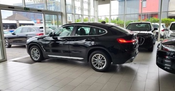 BMW X4 G02 SUV Facelifting 2.0 20d 190KM 2023 BMW X4 Salon bazwypadkowy Systemy asystujace 2.0 Diesel 190KM, zdjęcie 16