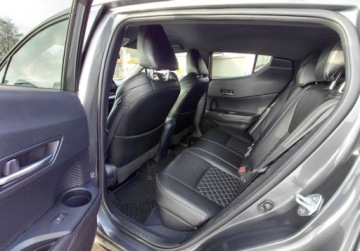 Toyota C-HR I Crossover 1.8 Hybrid 122KM 2018 Toyota C-HR 1.8 Hybryda 122KM, zdjęcie 20