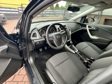 Opel Astra J Hatchback 5d 1.4 Twinport ECOTEC 100KM 2012 Opel Astra TYLKO125tyśkm SELECTION 2012 Klima 5D ZADBANA 1.4 Zwykła Benzyna, zdjęcie 19