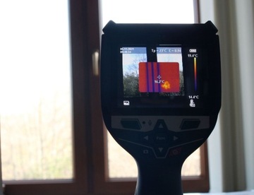 ТЕПЛОВИЗИОННАЯ КАМЕРА ТЕПЛОВОЙ ДЕТЕКТОР GTC 600 C BOSCH 1x2,0 Ач