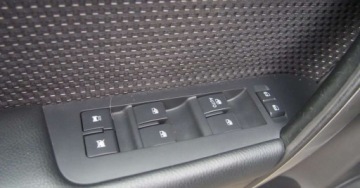 Chevrolet Captiva II 2011 Chevrolet Captiva 2,4Benzyna LPGBRC Zbiornik 66l 7osobNowyRozrzad 2xKolaEU, zdjęcie 22