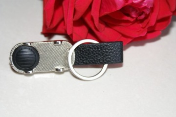 Брелок со светодиодным фонариком с вашей ГРАВИРОВКОЙ в подарок парню на ДЕНЬ ВАЛЕНТИНА.