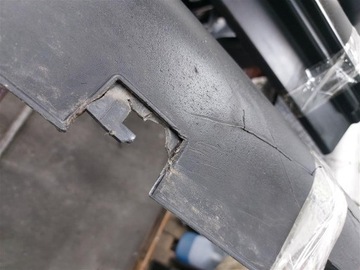 Listwa progowa ZEWNĘTRZNA prawa Citroen C5 III X7 2008-2017r 9681060180