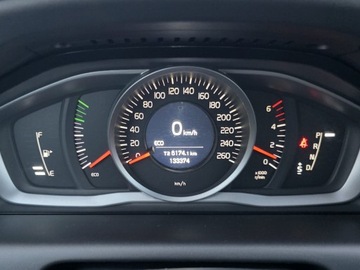 Volvo XC60 I SUV Facelifting 2.0 D3 DRIVE-E 150KM 2015 Volvo XC 60 PL Salon Kinetic D3 150KM Czujniki Naw, zdjęcie 17