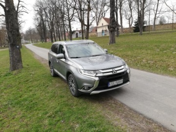 Mitsubishi Outlander III SUV Facelifting 2015 2.0 MIVEC 150KM 2016 Mitsubishi Outlander III 2.0 Intense+//4WD//Aut.//LPG//7-os, zdjęcie 14