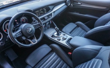 Alfa Romeo Stelvio SUV Facelifting 2023 2.0 GME Turbo 280KM 2024 Alfa Romeo Stelvio Alfa Romeo Stelvio Veloce Q4 2.0 280KM 2.0 Benzyna 280KM, zdjęcie 20