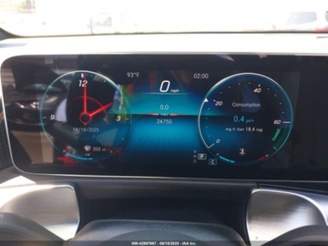 Mercedes GLB 2021 Mercedes-Benz GLB 250 2021 2.0l 2.0 Benzyna 221KM, zdjęcie 10