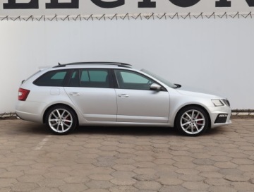 Skoda Octavia III RS Kombi Facelifting 2.0 TDI 184KM 2017 Skoda Octavia RS 2.0 TDI, 181 KM, Navi, Klima, zdjęcie 5
