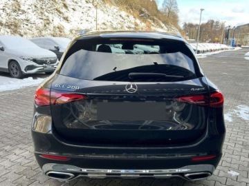 Mercedes GLC C254/X254 Coupe 2.0 200 204KM 2025 MERCEDES-BENZ GLC 200 4-Matic Avantgarde 2.0 (204KM) 2025, zdjęcie 2