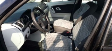 Skoda Roomster Mikrovan 1.6 i 16V 105KM 2006 Skoda Roomster Ozarow Mazowiecki 1.6 benzyna 2006 rok produkcji KOMIS TY, zdjęcie 5