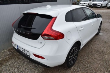 Volvo V40 II 2017 Volvo V40 Lift Duza-Navi Full-LED Klimatronic Tempomat Ambiente AluFelgi, zdjęcie 3