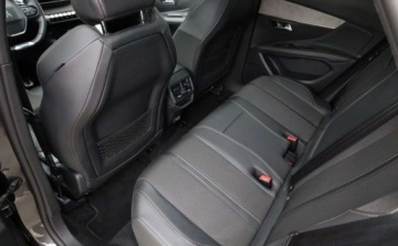 Peugeot 3008 II Plug-In Hybrid Facelifting 1.6 HYBRID 225KM 2021 Peugeot 3008 Peugeot 3008 225 e-EAT8 GT 1.6 Hybryda Plug-in 225KM, zdjęcie 20