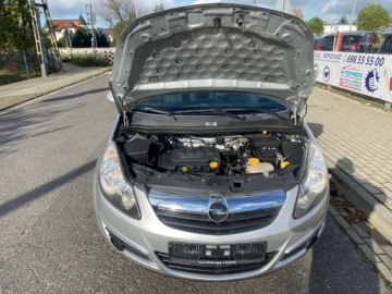 Opel Corsa D Hatchback 1.2 Twinport ECOTEC 70KM 2010 Opel Corsa KLIMATYZACJA PARKTRONIC PODGRZEWANE FOTELE PODGRZEWANA KIEROWNI, zdjęcie 16