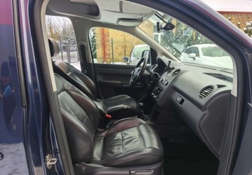 Volkswagen Caddy III Kombi Facelifting 1.6 TDI 102KM 2013 Volkswagen Caddy Volkswagen Caddy Highline Mixt 1.6 Diesel 102KM, zdjęcie 6