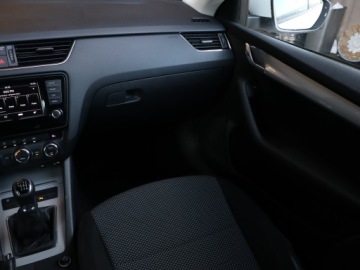 Skoda Octavia III Liftback 1.4 TSI  150KM 2016 Skoda Octavia 1.4 TSI, Salon Polska, Klima, zdjęcie 7