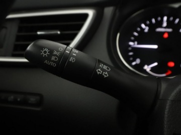 Nissan X-Trail III Terenowy 1.6 dCi 130KM 2016 Nissan X-Trail czujniki, navi, bluetooth, hak,, zdjęcie 31