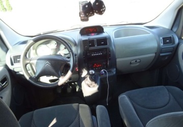 Citroen Jumpy II 2007 Citroen Jumpy 2.0hdi,8osobowy,gotowy do jazd 2.0 Diesel 136KM, zdjęcie 3