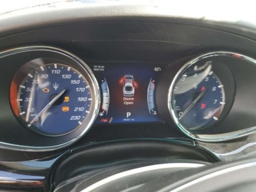 Maserati Quattroporte II 2016 Maserati Quattroporte GTS 2016 3.8l 3.8 Benzyna 523KM, zdjęcie 9