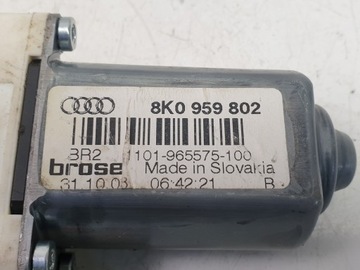 AUDI A4 B8 MOTOREK OKNO PRAVÝ PŘEDNÍ 8K0959812