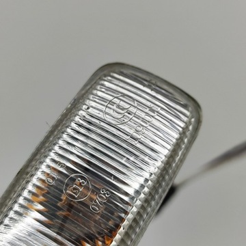 DODGE NITRO 2008 LEVÝ STRANA SMĚROVKA BLATNÍKU PŘEDNÍHO