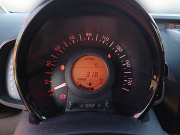 Toyota Aygo II Hatchback 5d 1.0 VVT-i 69KM 2017 Toyota Aygo 1.0 VVT-i Selection X-cite EU6 II (201, zdjęcie 18