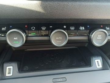 Citroen C4 III SUV 1.2 PureTech 130KM 2025 Od ręki - Max EAT8 1.2 PureTech 130KM / Pakiet Zimowy, Techno, zdjęcie 9