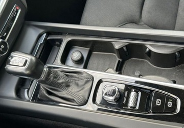Volvo XC60 II Crossover T4 190KM 2019 Volvo XC 60 XC60 2.0 T4 190KM Momentum Automat FV Salon PL 2.0 Benzyna, zdjęcie 25