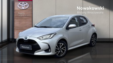 Toyota Yaris IV Hatchback 1.5 Hybrid Dynamic Force 116KM 2023 Toyota Yaris Hybrid 1.5 Comfort IV (2020-) Hybrid