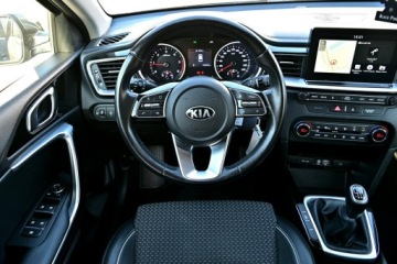 Kia Ceed III Kombi 1.6 CRDi 115KM 2018 Kia Cee'd 1,6 CRDi Ledy Skóra Navi Kamera, zdjęcie 6
