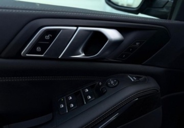 BMW X5 G05 SUV 3.0 40d 340KM 2023 BMW X5 40d xDrive Sport Dealer BMW Bonkowscy Gorzow Wlkp. 3.0 Diesel, zdjęcie 12