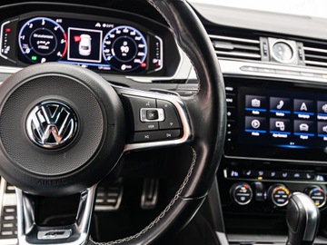 Volkswagen Arteon Fastback 2.0 TDI 150KM 2020 VOLKSWAGEN Arteon 2.0 TDI R-Line DSG Sedan 150KM 2020, zdjęcie 13
