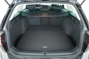 Volkswagen Golf VIII Variant 1.5 eTSI 150KM 2020 VW Golf 1.5 TSI, Salon Polska, Automat, Navi, zdjęcie 9