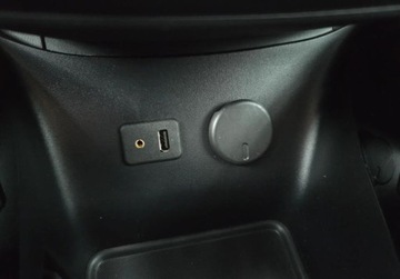 Opel Adam Hatchback 1.4 87KM 2014 Opel Adam 1.4Benz 87KM LEDY Nowy rozrzad Klimatr.Bluetooth Abs Esp Oplaty, zdjęcie 22