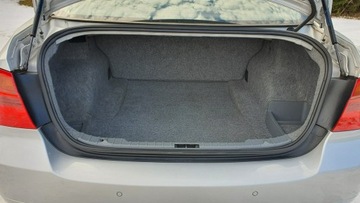 BMW Seria 3 E90-91-92-93 Limuzyna E90 320i 150KM 2005 BMW 320 2.0i 150KM # Climatronic # 2x PDC # Szyber, zdjęcie 32