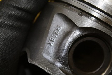 TŁOK TŁOKI RANGE ROVER SPORT JAGUAR L320 276DT 2.7 D H268X